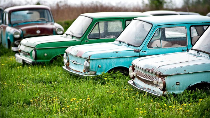 Illustration for article titled Amazing pictures of an outdoor Russian car museum